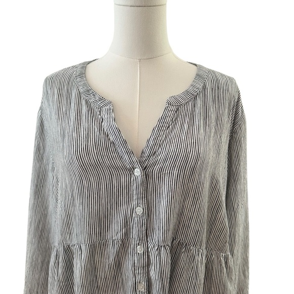 JNY Women's 3X Black Pinstripe Flowy Babydoll PLUS Curvy Classic Work Casual Top - Picture 3 of 6